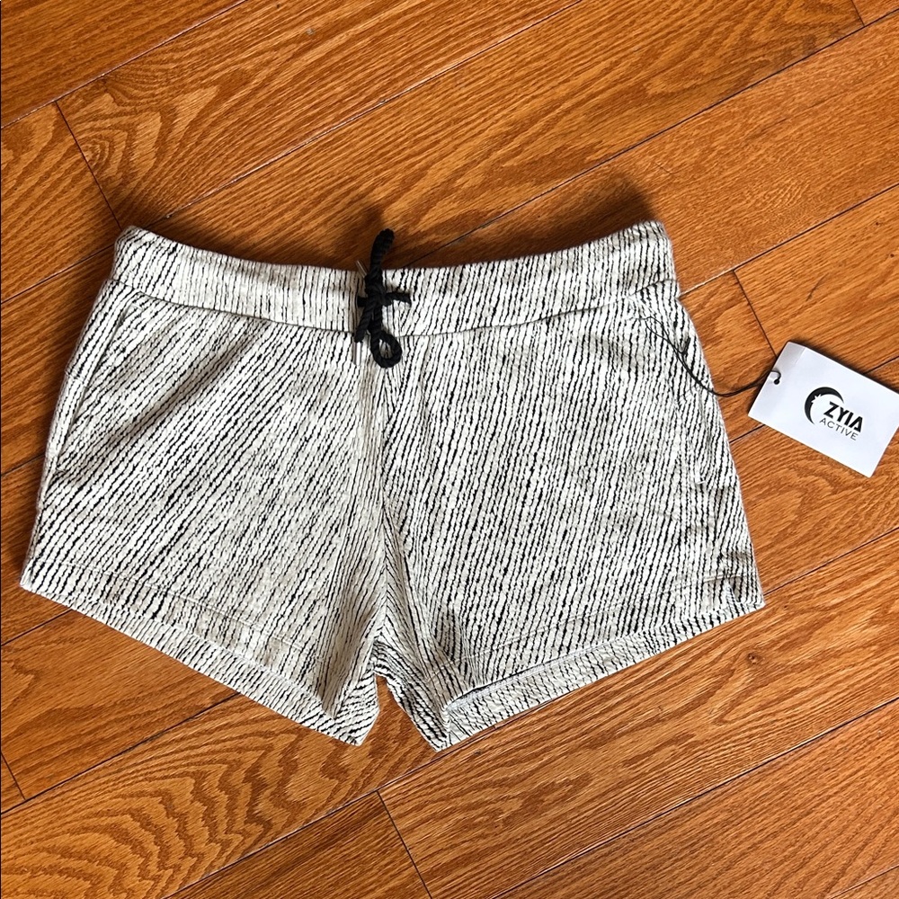 Women's Black and White ZYIA Shorts